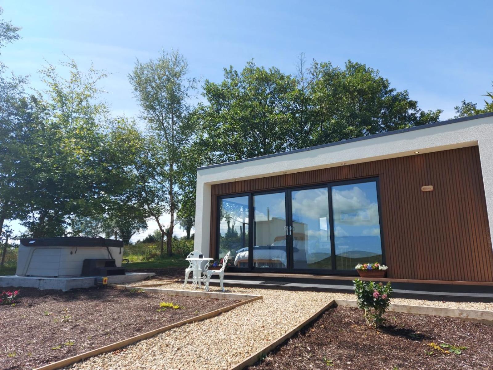 Lakescape - Waterfront Self- Catering Cabins Enniskillen Room photo